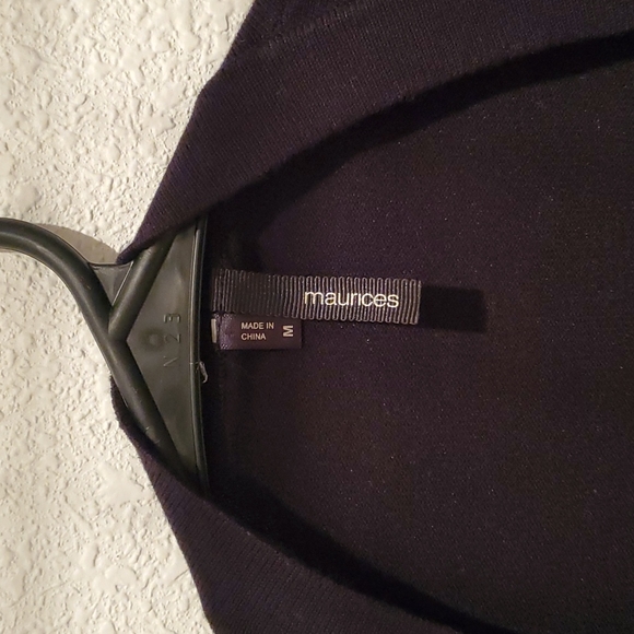 ❄️ Maurice's Black and Pink Cardigan - Picture 4 of 4